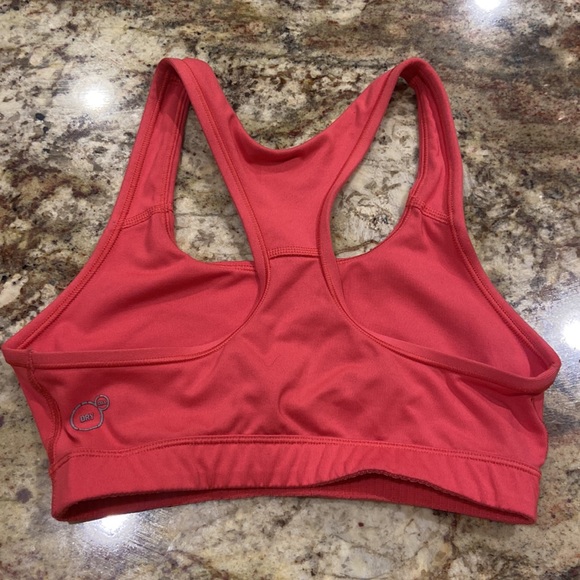 Puma hot pink dry cell sports bra, size small - Picture 2 of 3